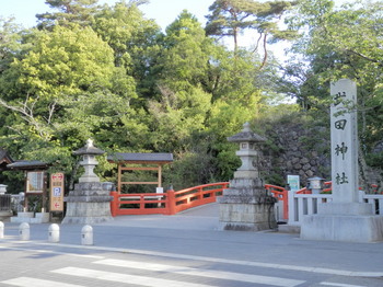 武田神社.jpg