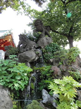 神田神社（石獅子）.jpg