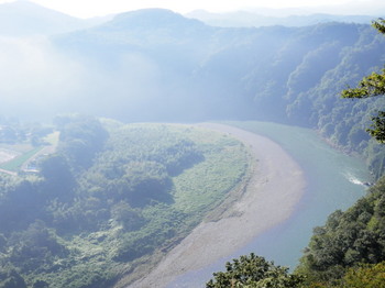 鎌倉山からの雲海と那珂川.jpg